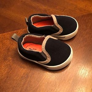 OshKosh Baby shoes, size 2 US